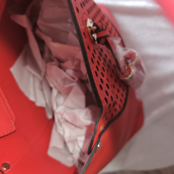 NEW MKF Collection by Mia K. Lynn Farrow Eyelet Cutout Purse - Picture 6 of 6